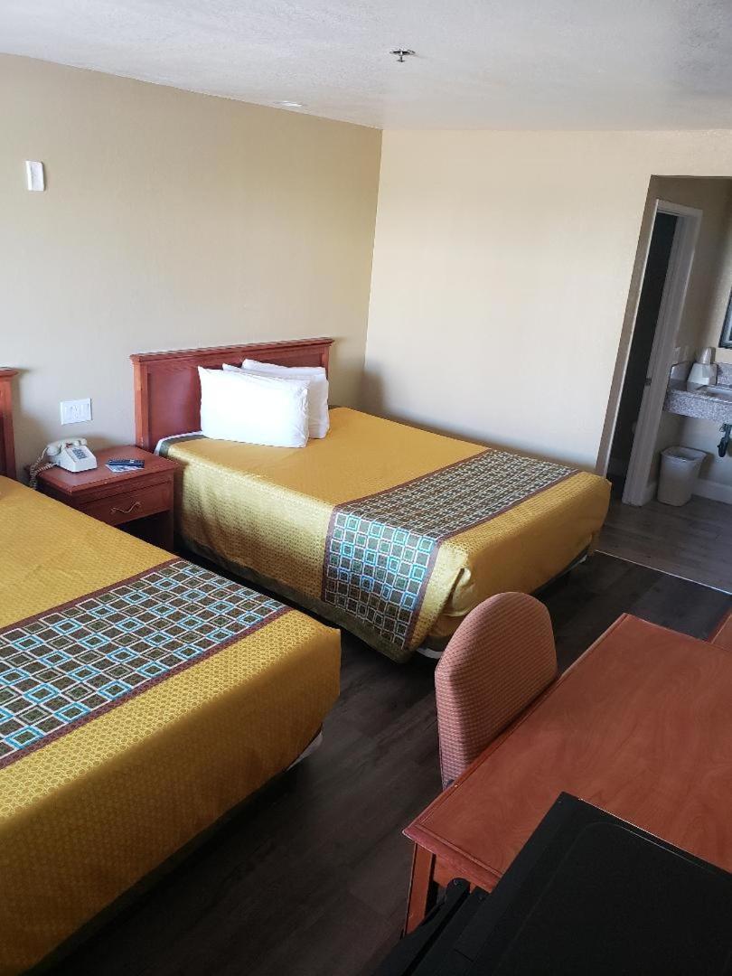 University Inn Fresno Luaran gambar